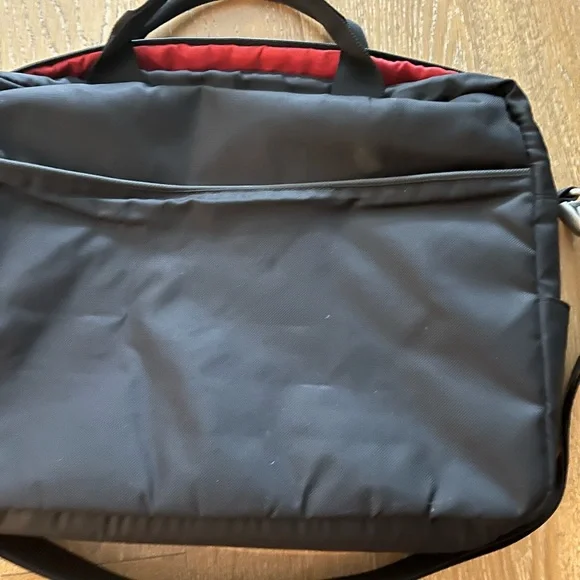 Tumi Black Laptop Bag for Men used - Picture 9 of 10